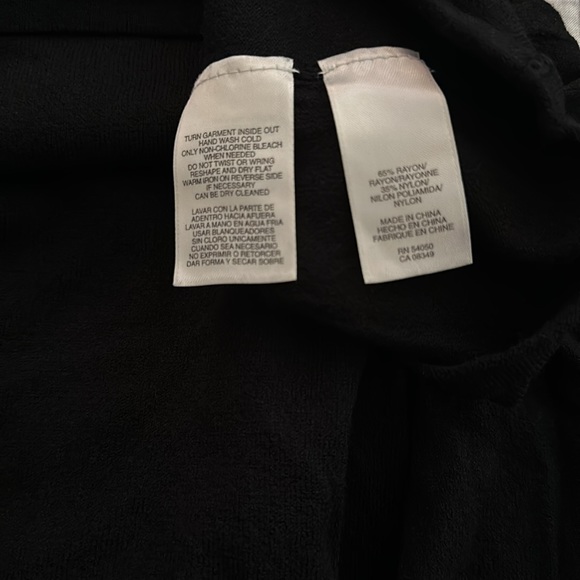 Nine West black turtle neck long sleeve top size medium - Picture 5 of 5